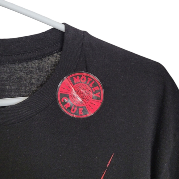 🆕️ Motley Crue The Future is Ours 2023 Tour Graphic Tee - Picture 5 of 8